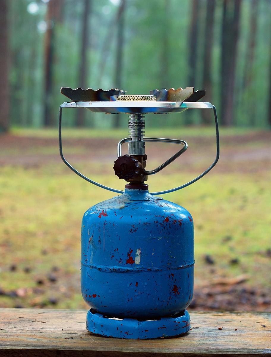gas cylinder